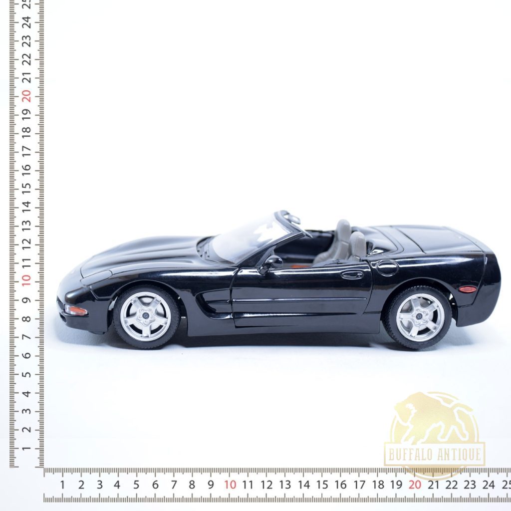 Autó: BBurago Chevrolet Corvette C5 1997