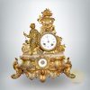 Francia felesütős kandalló óra, figurális tok kő díszítő elemekkel