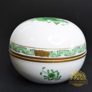 Herendi porcelán zöld Apponyi mintás bonbonier